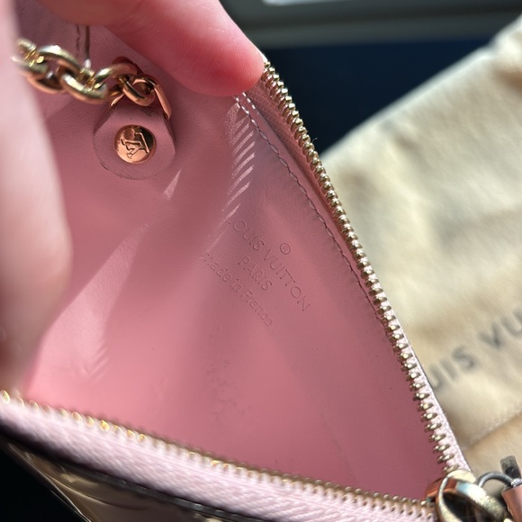 Louis Vuitton Vernis Pochette Rose Ballerine - Picture 7 of 10